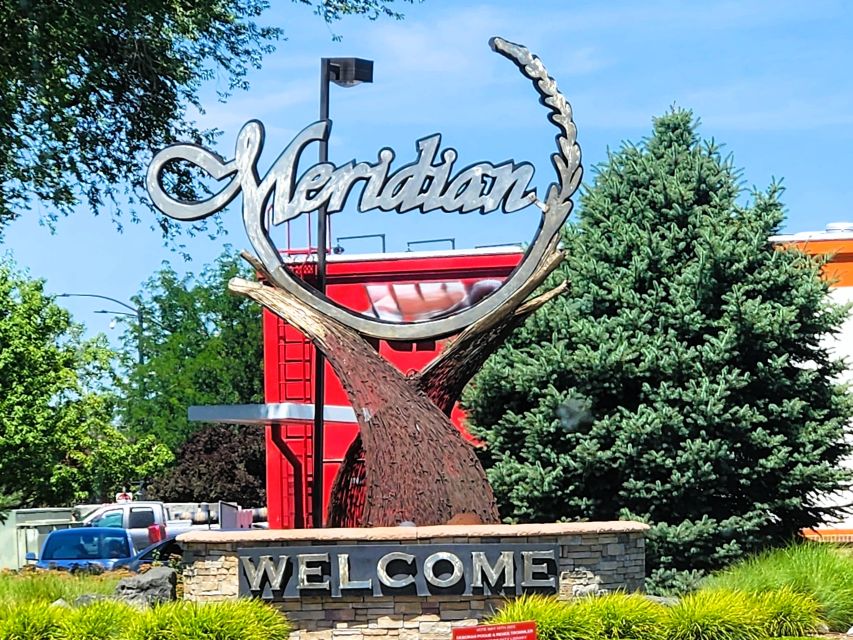 A city sign that welcomes you to Meridian, Idaho